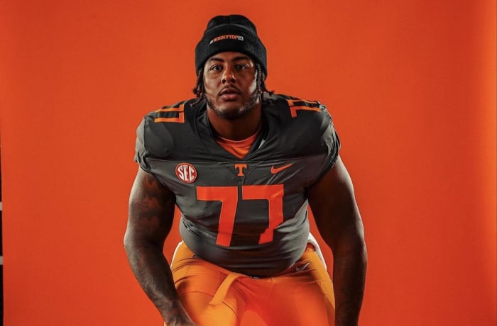 2024 5-star OT Jordan Seaton during his official visit to Tennessee. (Photo courtesy of Jordan Seaton)